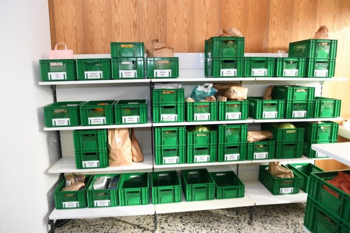 Die Nahversorgung mit regionalen Lebensmittel in Form einer Foodcoop wurde 2017 auch von Landwirten in Alberndorf mit dem Verein bauern.laden.ein ins Leben gerufen (Bildquelle: Verein bauern.laden ein) Die Nahversorgung mit regionalen Lebensmittel in Form einer Foodcoop wurde 2017 auch von Landwirten in Alberndorf mit dem Verein bauern.laden.ein ins Leben gerufen (Bildquelle: Verein bauern.laden ein)