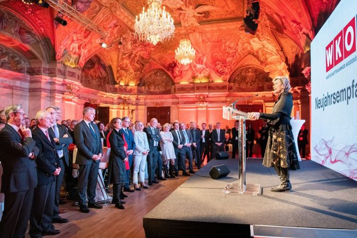 Über 250 Gäste aus Wirtschaft, Politik und Diplomatie folgten der Einladung ins Palais Niederösterreich in Wien (Bildquelle: Andreas Kraus) Über 250 Gäste aus Wirtschaft, Politik und Diplomatie folgten der Einladung ins Palais Niederösterreich in Wien (Bildquelle: Andreas Kraus)