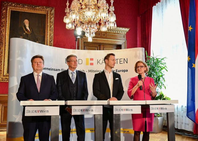 (v.l.n.r.): Bürgermeister Michael Ludwig, Landeshauptmann Peter Kaiser, Bundesminister Gernot Blümel und Landeshauptfrau Johanna Mikl-Leitner bei der Pressekonferenz in Wien (Bildquelle: NLK / Burchhart) (v.l.n.r.): Bürgermeister Michael Ludwig, Landeshauptmann Peter Kaiser, Bundesminister Gernot Blümel und Landeshauptfrau Johanna Mikl-Leitner bei der Pressekonferenz in Wien (Bildquelle: NLK / Burchhart)