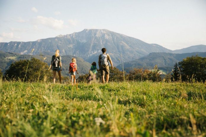 Von Jänner bis August 2019 nächtigten rund 5,3 Mio. Gäste in Niederösterreich, das sind um 3,9% bzw. 196.700 Nächtigungen mehr als im Vorjahr (Bildquelle: Niederösterreich-Werbung / Andreas Jakwerth) Von Jänner bis August 2019 nächtigten rund 5,3 Mio. Gäste in Niederösterreich, das sind um 3,9% bzw. 196.700 Nächtigungen mehr als im Vorjahr