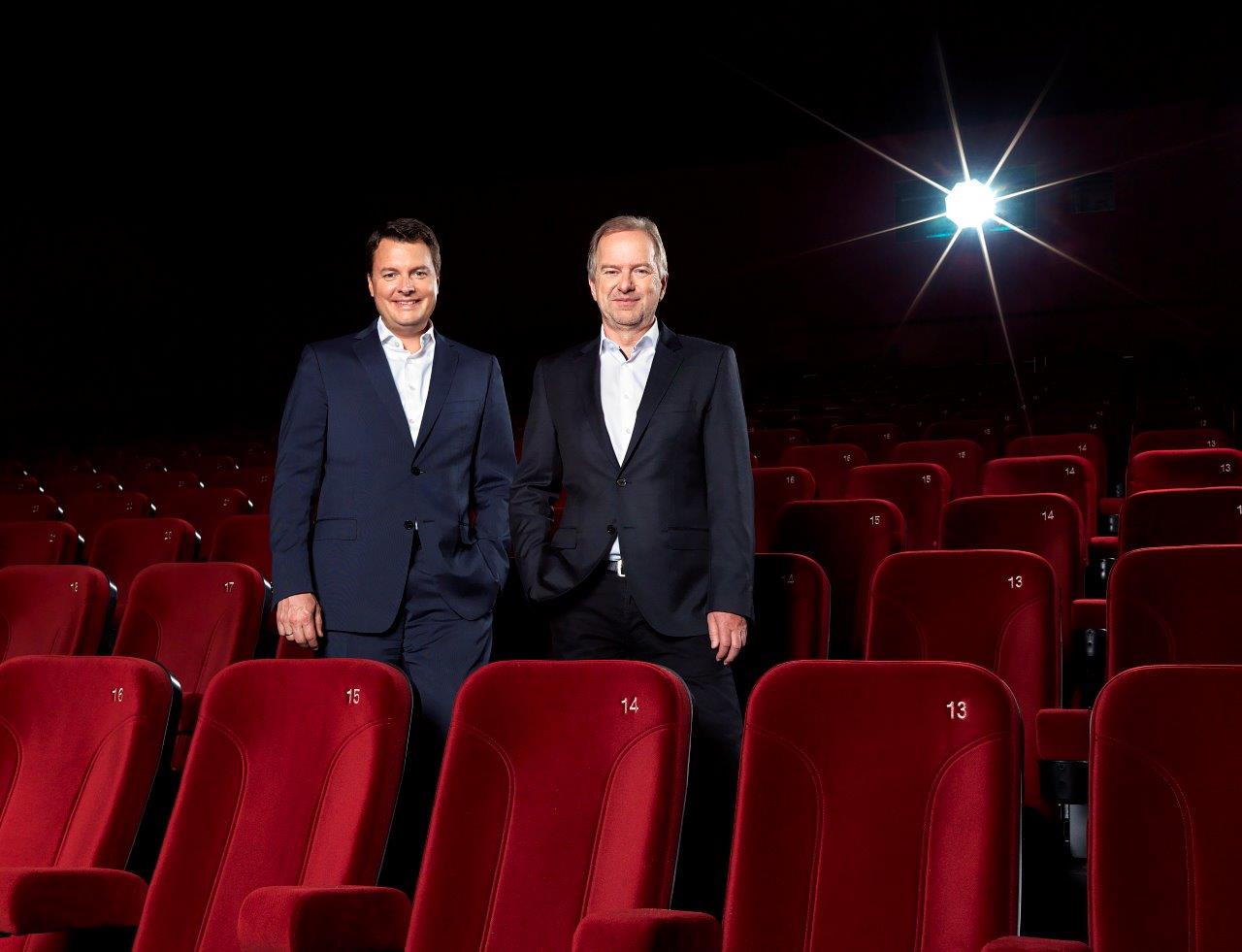 (v.l.n.r.): Christof Papousek, CFO und Co-Gesellschafter Cineplexx International und Christian Langhammer, geschäftsführender Gesellschafter Cineplexx freuen sich über die Expansion in Serbien. (Bildquelle: Philipp Jelenska)