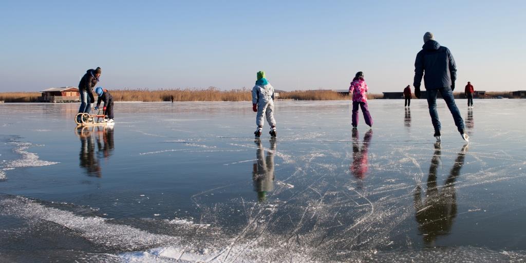 Mit mehr als 320 km2 ist der Neusiedler See die größte frei zugängliche und wohl auch schönste Natureislauffläche Mitteleuropas (Bildquelle: Hans Wetzelsdorfer)
