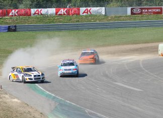 Rallycross am 23. April auf dem Wachauring in Melk Rallycross total am 23. April auf dem Wachauring in Melk. (Bildquelle: ReschMedia)