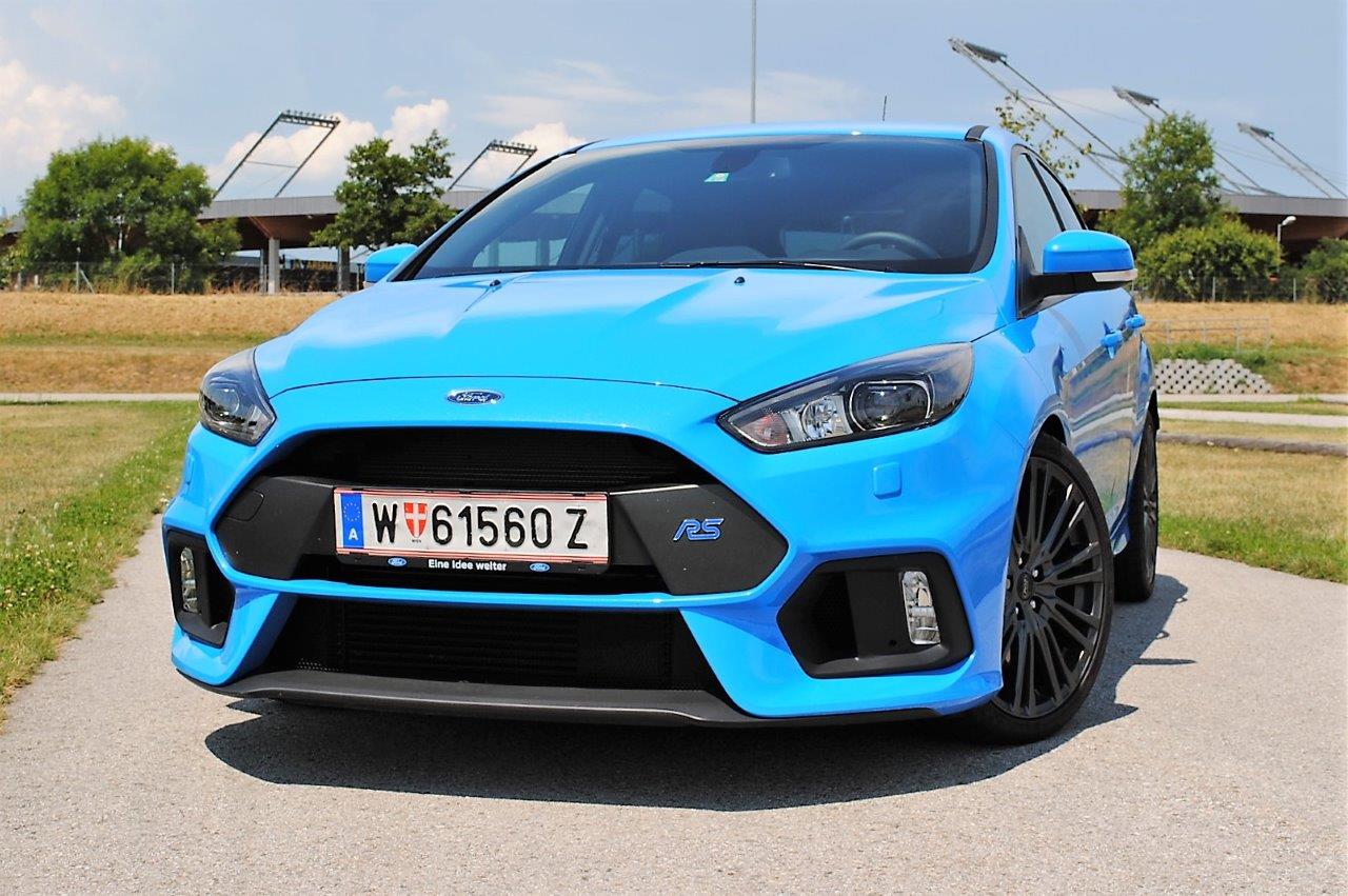 Der Focus RS mit sportlicher Frontpartie und tiefen Frontsplitter. <small> (Bildquelle: Thomas Resch)</small>