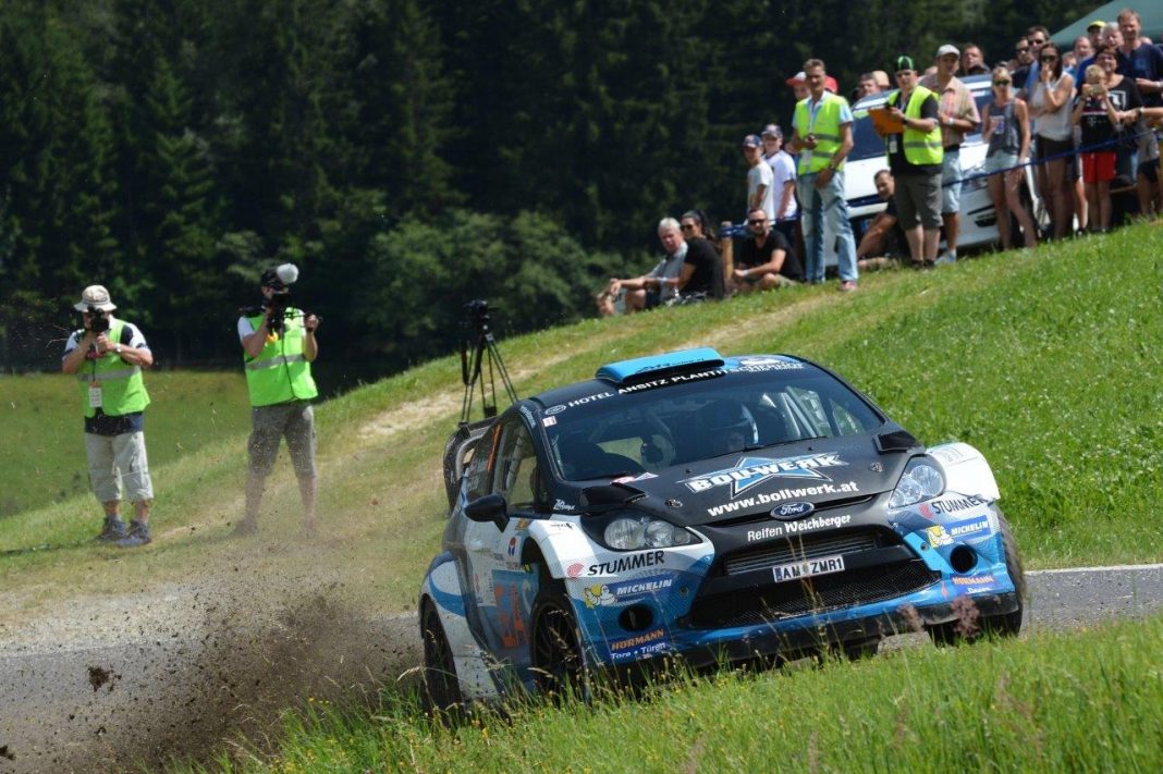 Der Salzburger Hermann Neubauer gewinnt mit seinem Ford Fiesta WRC die Rallye Weiz 2017. (Bildquelle: Harald Illmer)