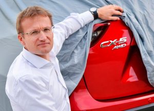 Mazda-Chef Heimo Egger: "Schon im Juli werden wir die erste Lawine von Kaufverträgen abgearbeitet haben." (Bildquelle: Mazda) 