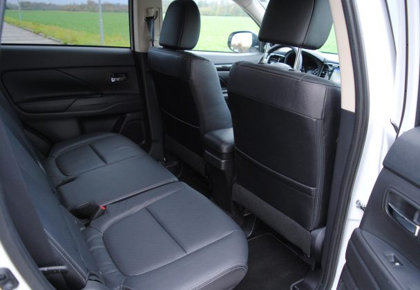 Der Mitsubishi Outlander 2.2 DI-D 4WD AT Diamond (Bildquelle: Thomas Resch)