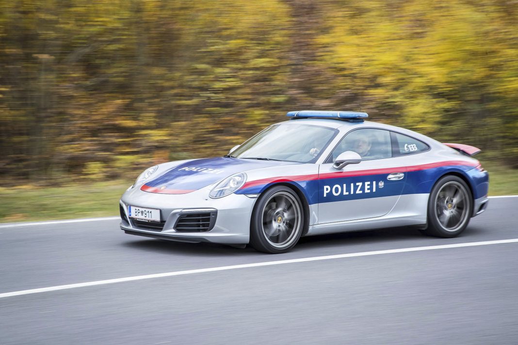 Polizei-Porsche im Einsatz (Bildquelle: BMI/ Gerd Pachauer)