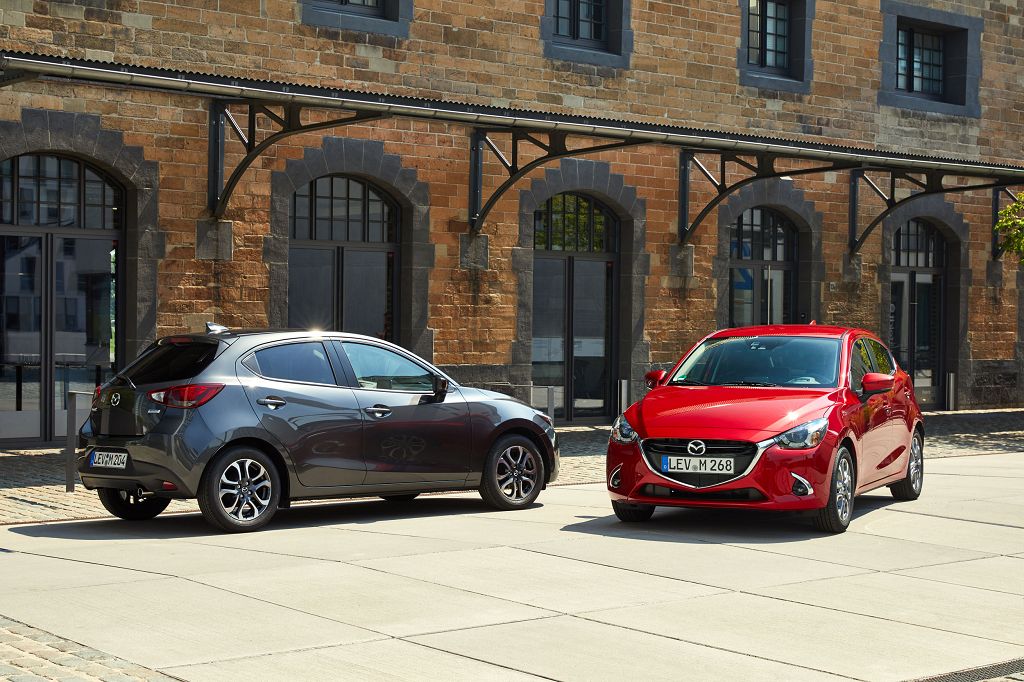 Der Mazda2 im Modelljahrgang 2018 bietet zusätzliche Assistenzsysteme (Bildquelle: Mazda)