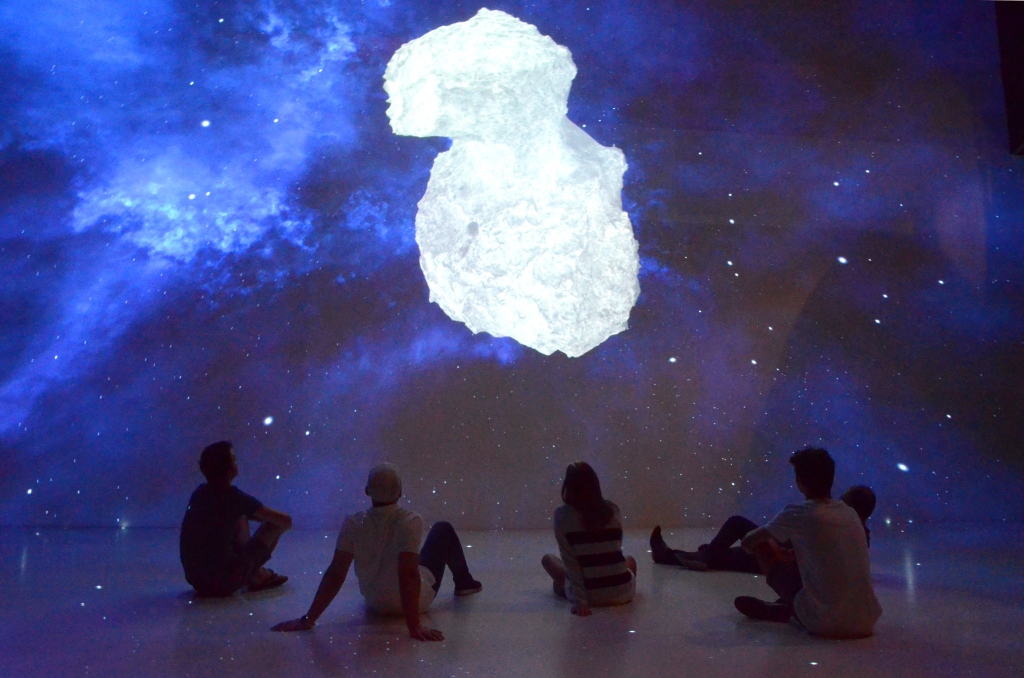 Meteoritenwoche im Ars Electronica Center (Bildquelle: Magdalena Sick-Leitner)