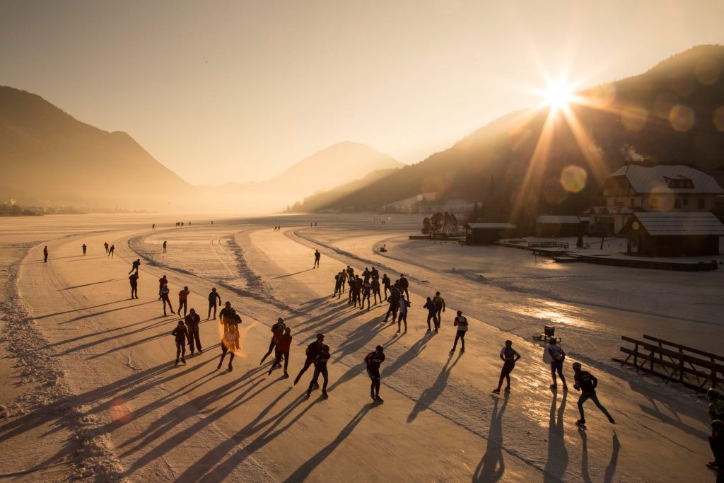 Natureislauf in den Morgenstunden während der 11-Städte Tour (Bildquelle: Weissensee Information / Stefan Valthe)