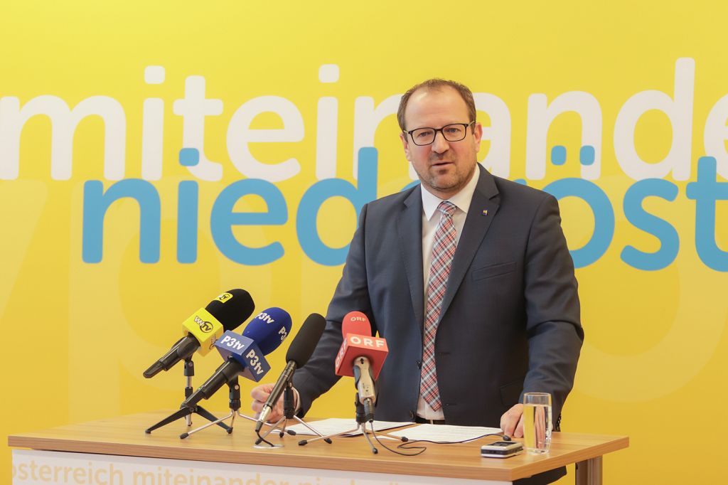VPNÖ-Landesgeschäftsführer Bernhard Ebner bei der Pressekonferenz (Bildquelle: Volkspartei NÖ)