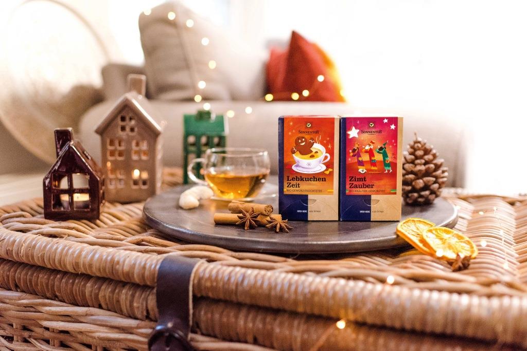 Die perfekte Begleitung: weihnachtliche Tees von SONNENTOR
