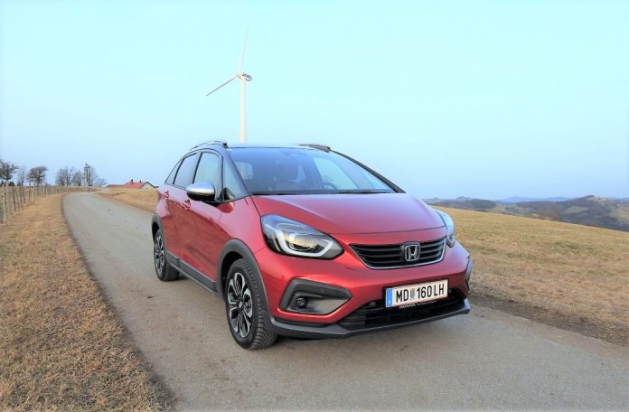 Der neue Honda Jazz Crosstar e:HEV 1.5 i-MMD Hybrid im Guten Tag Österreich Autotest (Bildquelle: Thomas Resch) Der neue Honda Jazz Crosstar e:HEV 1.5 i-MMD Hybrid im Guten Tag Österreich Autotest (Bildquelle: Thomas Resch)