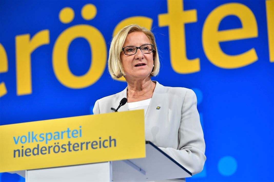 Johanna Mikl-Leitner mit 99,5 Prozent der Delegiertenstimmen als Landesparteiobfrau der ÖVP Niederösterreich wiedergewählt. (Bildquelle: VPNÖ)