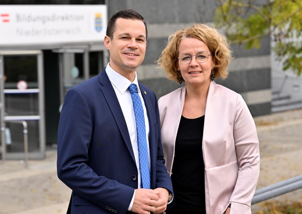 (v.l.n.r.): Der neue Bildungsdirektor Karl Fritthum (ab 1. November 2022) und Bildungs-Landesrätin Christiane Teschl-Hofmeister