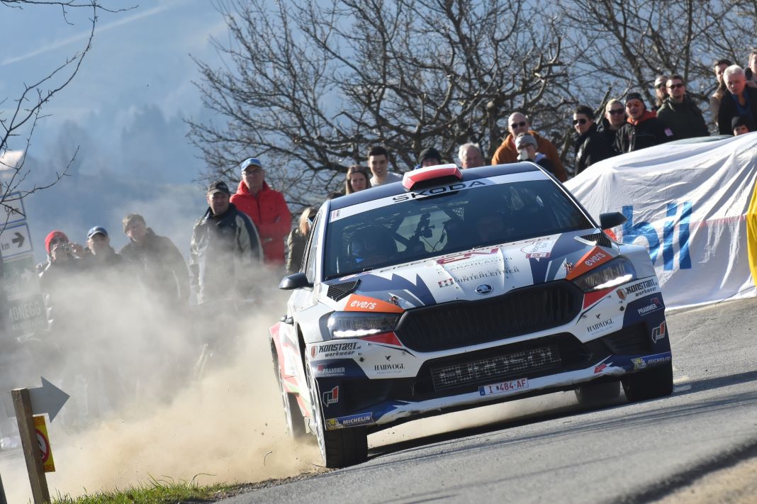 Simon Wagner mit seinem Skoda Fabia RS Rally2 zum zweiten Mal auf dem Rebenland-Thron (Bildquelle: Harald Illmer)