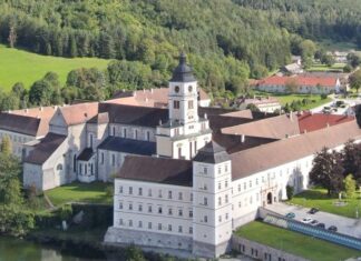 Zisterzienserstift Lilienfeld: Ein Kloster mit Geschichte Zisterzienserstift Lilienfeld