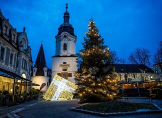 Advent in Niederösterreich: Die Vorweihnachtszeit beginnt Advent in Niederösterreich - Von Märkten bis zu magischen Auszeiten (Foto: Niederösterreich Werbung/Robert Herbst)