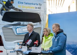 Ausblick auf die Wintersaison 2025/26 in Niederösterreich Bei der Pressekonferenz zur bevorstehenden Wintersaison (v.l.n.r.): Niederösterreich Werbung Geschäftsführer Michael Duscher, Landeshauptfrau Johanna Mikl-Leitner und ecoplus Alpin Geschäftsführer Markus Redl (Foto: NLK Filzwieser)