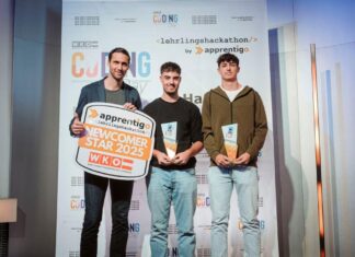 Stockerlplätze für NÖ Lehrlinge beim Bundeslehrlingshackathon in Wien Sieger „Newcomer Star“ mit der App Weekly (v.l.n.r.): Benjamin Meisenbichler, Senior Expert Apprenticeship Coordination bei der OMV, mit Christoph Schwinger und Nico Czerny, die den Preis in Vertretung der Sieger (Berufsschule) entgegennahmen
