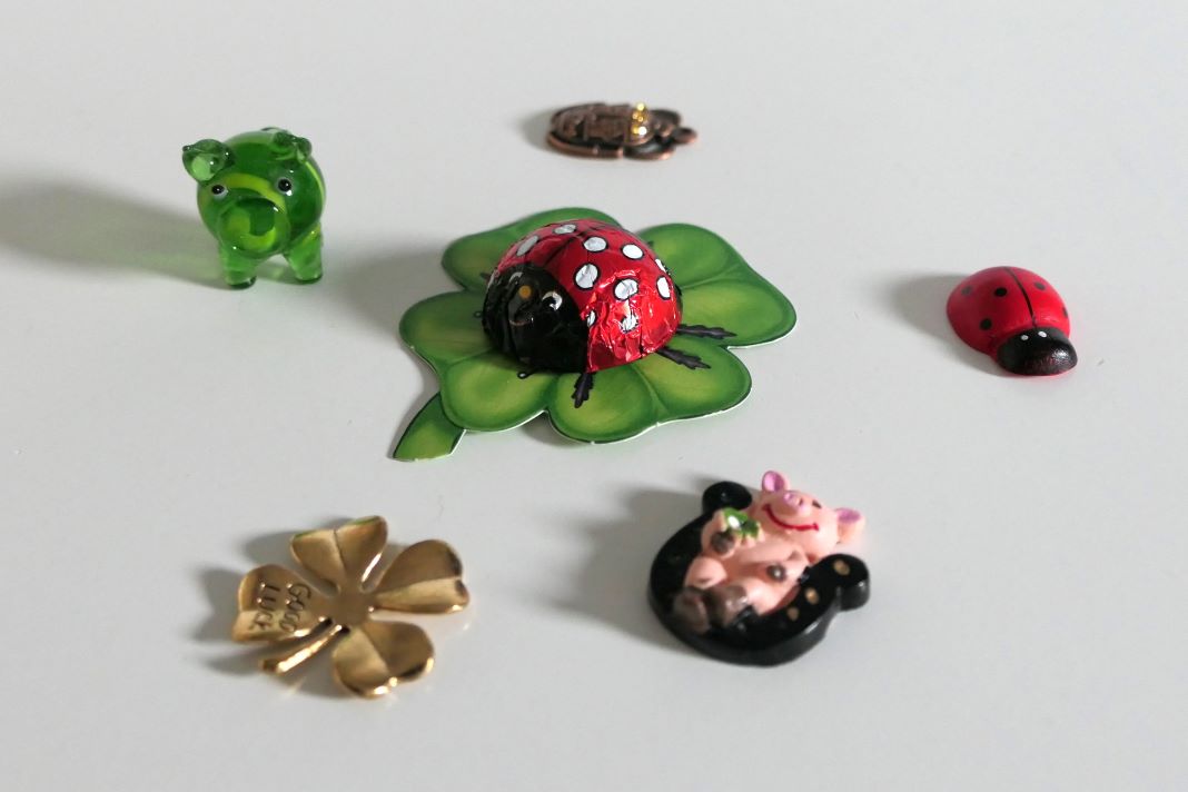 Von Hufeisen bis Schweinderl: Vielfältige Auswahl für einen guten Start ins neue Jahr (Foto: Thomas Resch)