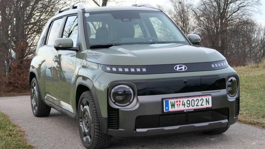 Kompakt, elektrisch und mit einem Hauch Abenteuer – Der Hyundai INSTER Cross Line 49 kWh im Guten Tag Österreich Autotest (Foto: Thomas Resch)