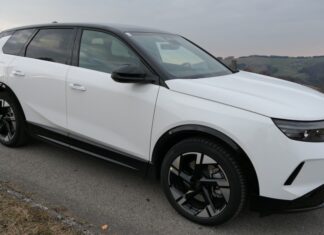 Der neue Opel Grandland GS Plug-in-Hybrid im Test Der neue Opel Grandland GS Plug-in-Hybrid (2025/26) im Guten Tag Österreich Autotest: Markantes Design und bis zu 87 km elektrischer Reichweite (Foto: Thomas Resch)