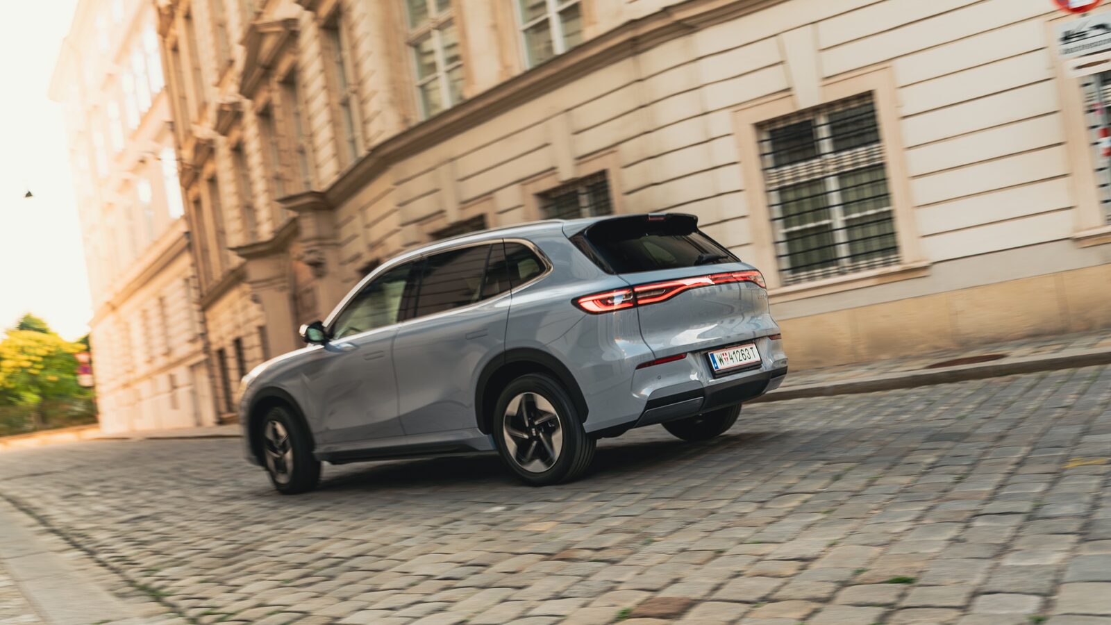 Der Plug-in-Hybrid GEELY STARRAY EM-i