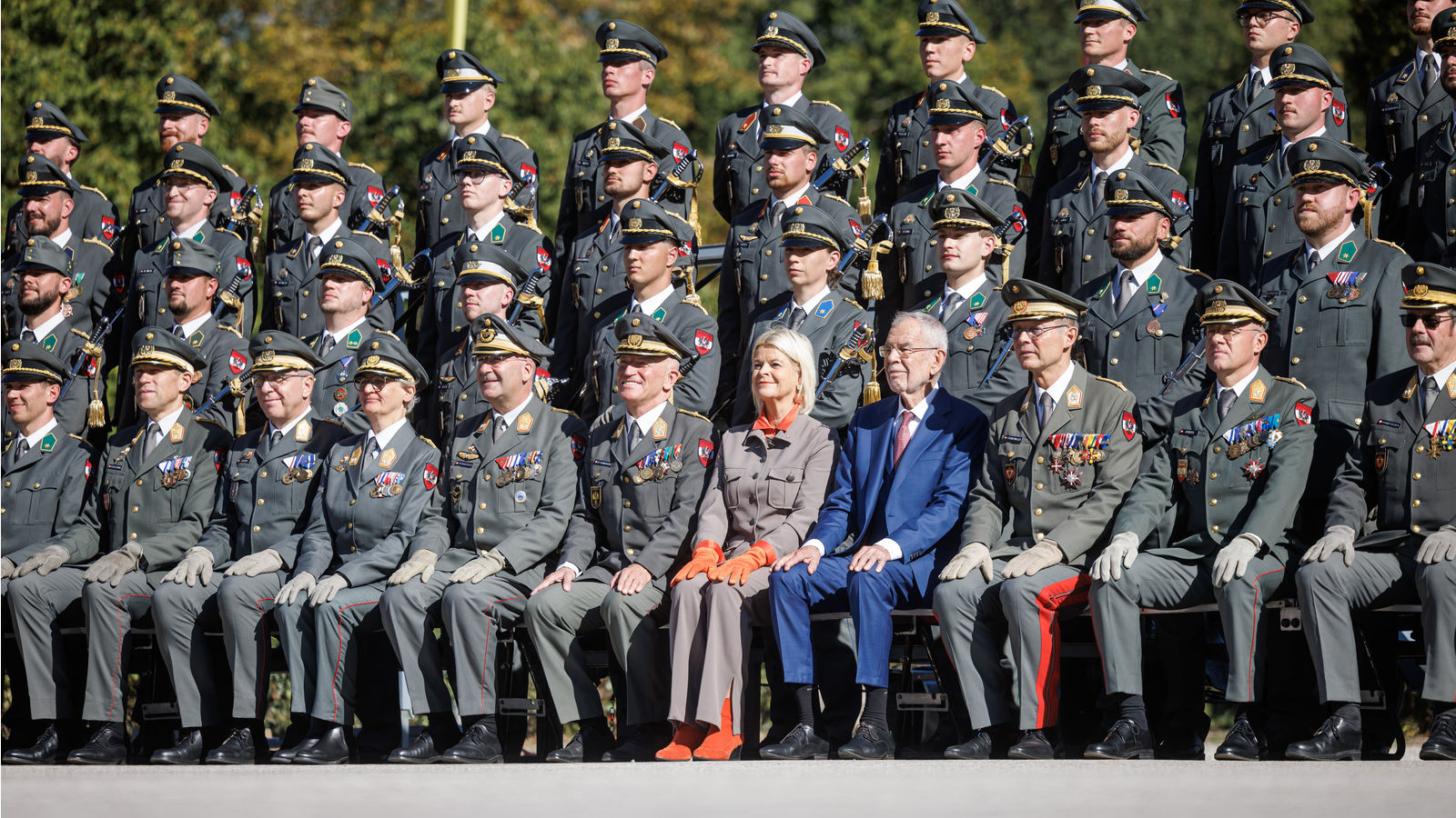 Bundesheer: Feierliche Übernahme von 132 Leutnanten ins Bundesheer