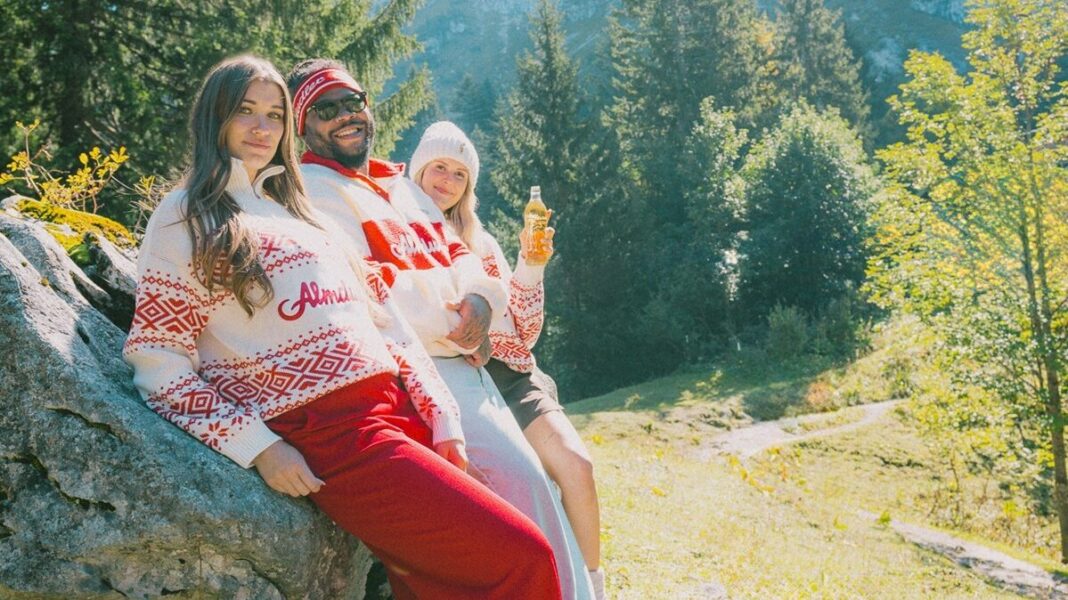 Almdudler und Strawanza bringen gemeinsam eine kultige Streetwear-Kollektion für die kalte Jahreszeit heraus