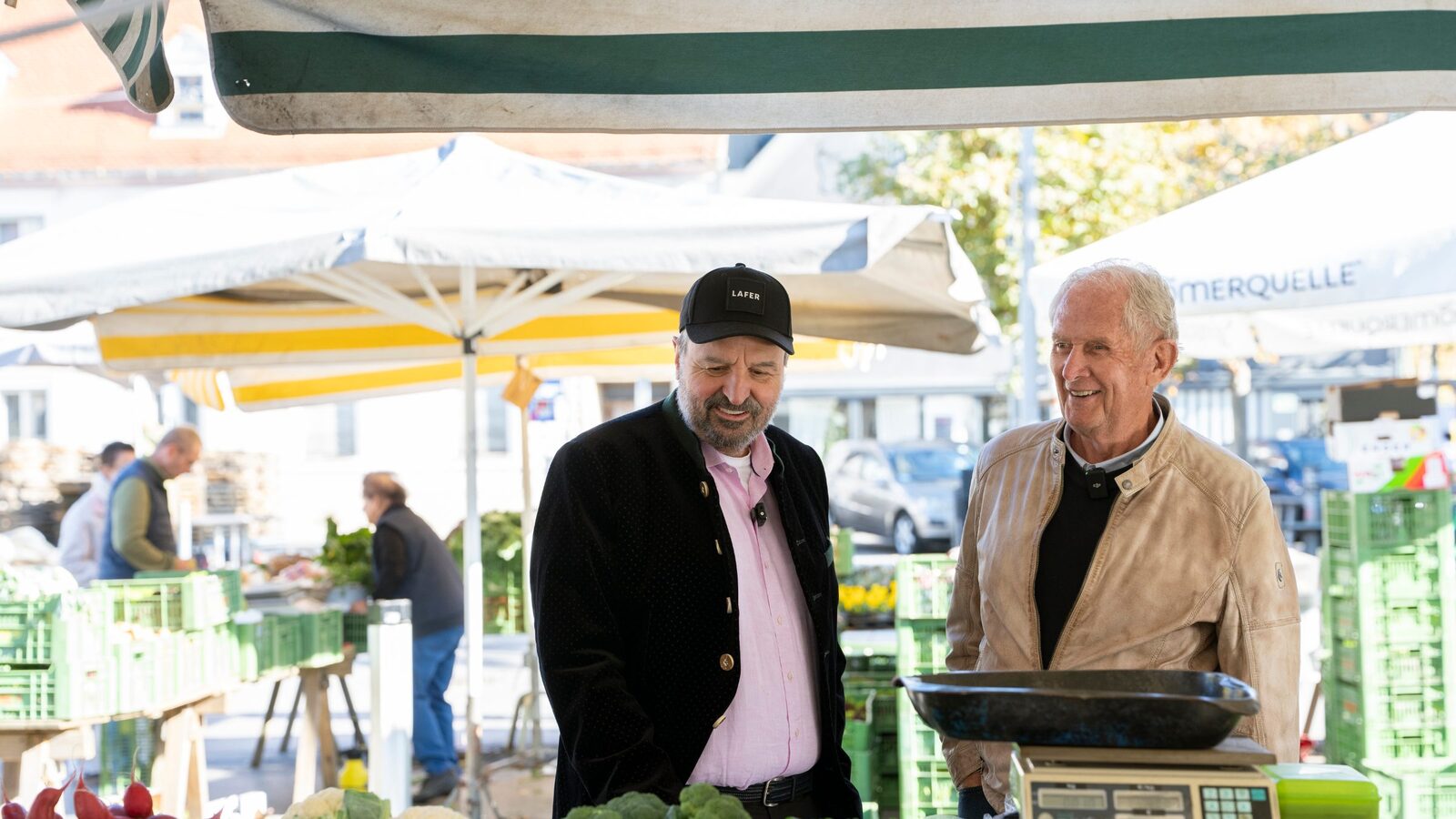 Johann Lafer und Dr. Helmut Marko am Bauernmarkt am Grazer Lendplatz Johann Lafer, Dr. Helmut Marko