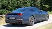 Der Mustang Dark Horse zeigt sich im Guten Tag Österreich Autotest  kompromisslos: V8, Hinterradantrieb und mit jeder Menge Selbstbewusstsein (Foto: Thomas Resch)