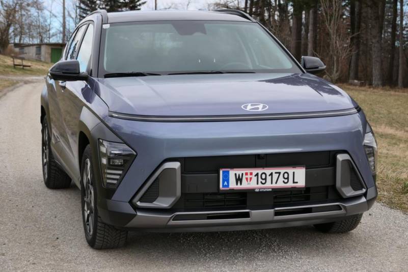 Der Hyundai Kona Hybrid 1.6 GDI 2WD in der Ausstattungsvariante Prestige Line im Guten Tag Österreich Autotest (Bildquelle: Thomas Resch)
