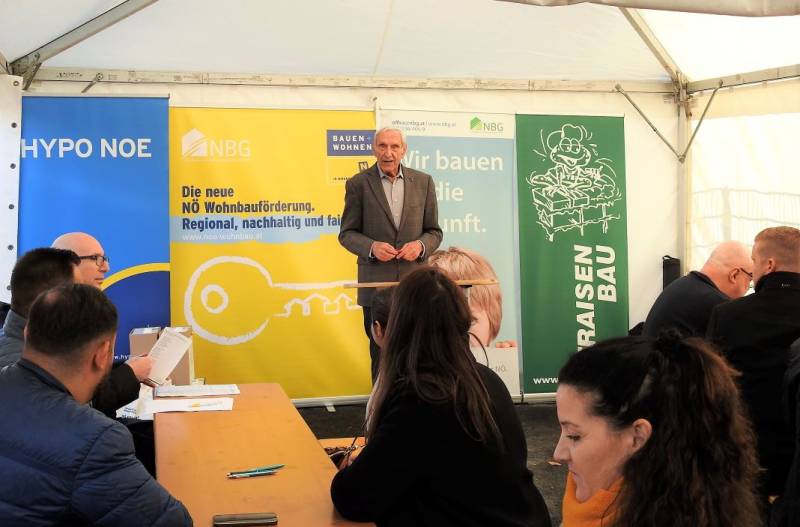 NBG - Direktor Walter Mayr bei der Begrüßung (Bildquelle: Thomas Resch)