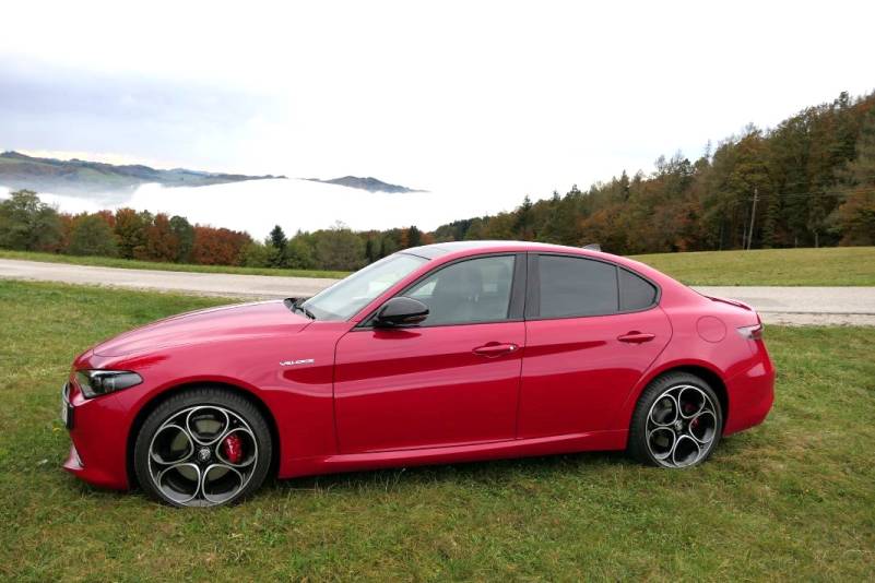 Die Alfa Romeo Giulia Veloce 2.0 16V mit 280 PS Modelljahrgang 2023 im Guten Tag Österreich Autotest (Bildquelle: Thomas Resch)