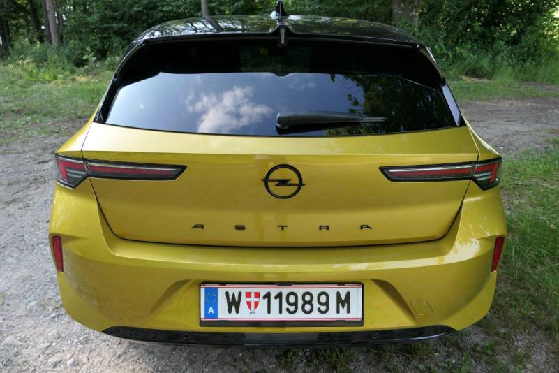Der Opel Astra GS 1.5 Diesel mit 8-Gang-Automatik im Guten Tag Österreich Autotest (Bildquelle: Thomas Resch)