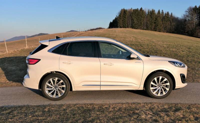 Der Ford Kuga 2,5 Duratec Vignale FHEV (190 PS) Automatik im Guten Tag Österreich Autotest (Bildquelle: Thomas Resch)