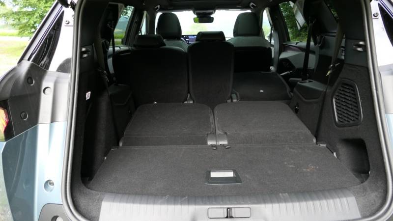 Der Peugeot 5008 GT Mild Hybrid 136 e-DCs6 überzeugt im Guten Tag Österreich Autotest mit viel Platz, modernem Design und effizientem Antrieb (Foto. Thomas Resch)