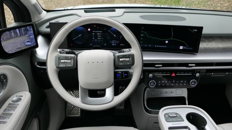 Stattlicher Auftritt mit fließenden Formen: Der Hyundai IONIQ 9 Performance 4WD im Guten Tag Österreich Autotest (Foto: Thomas Resch)