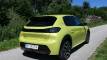 Sportlich, wendig, elektrisch – der Peugeot e-208 GT bringt französisches Design und Fahrfreude in die Kompaktklasse (Foto: Thomas Resch)